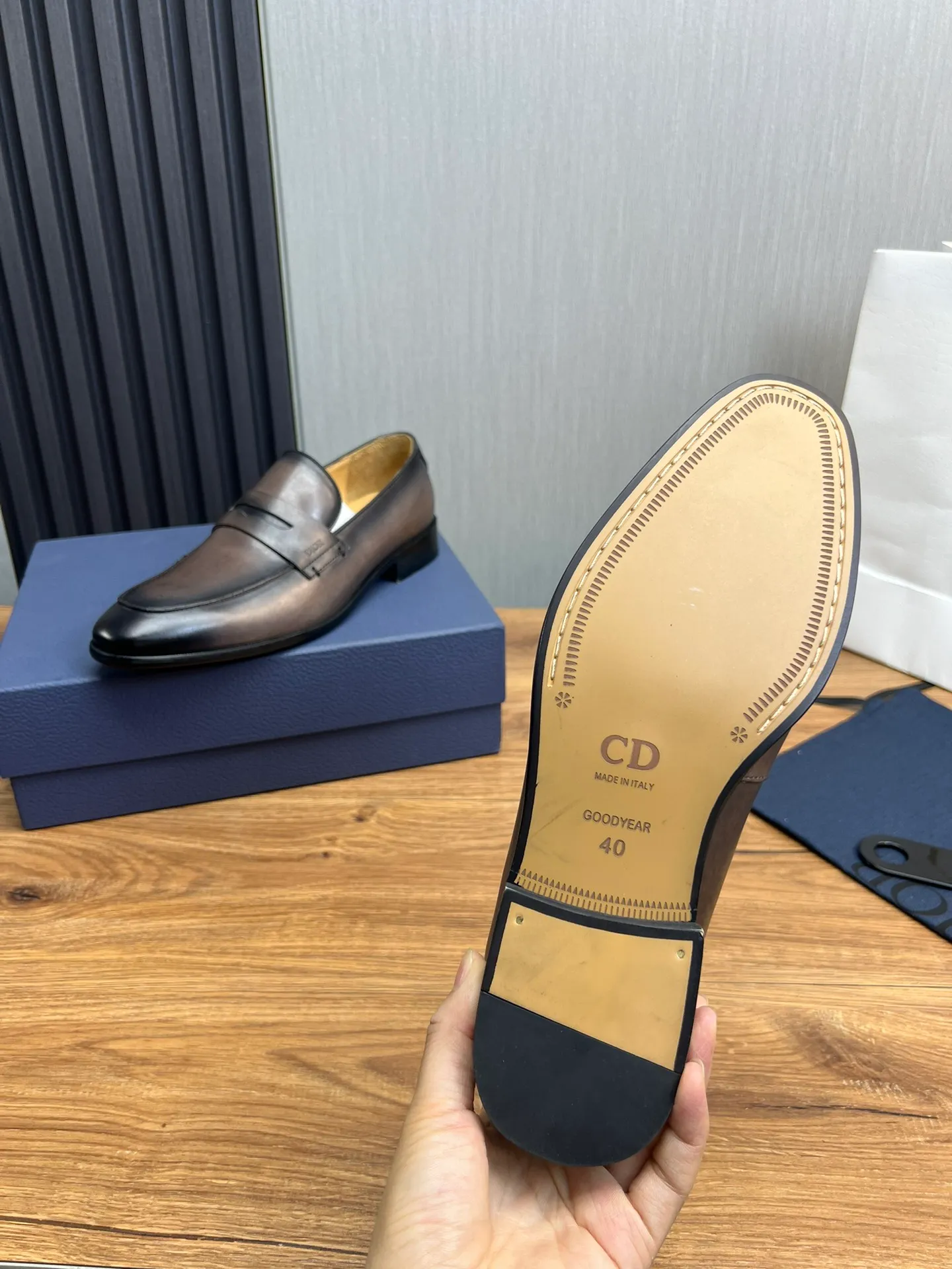Men's men's shoes 💰540💰 Dior men's business casual leather shoes 👞all made of imported original brand leather, just to create a more comfortable wearing experience, upper: original cowhide ➕ imported cowhide lining, original non-slip and wear-resistant rubber outsole ✔️36-45 (45 non-returnable)
